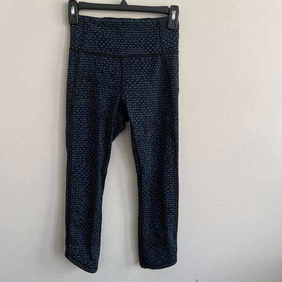 Lululemon Deep Breath Cropped Leggings Desert Teal 4 - Picture 5 of 9